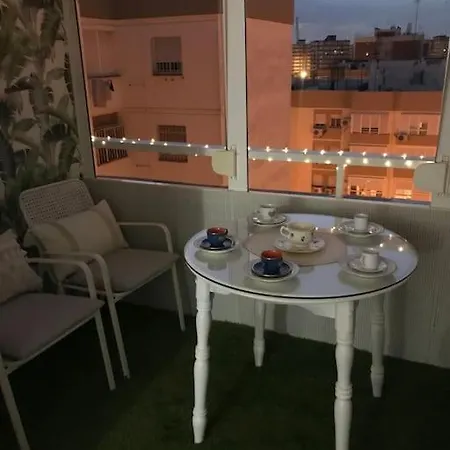Tkm Amplio Y Familiar, Terraza Privada Sevilla
